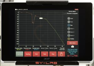 Congeladores programables SY-LAB: control absoluto en la conservación de material biológico 3 Monitor 0005 scaled 1